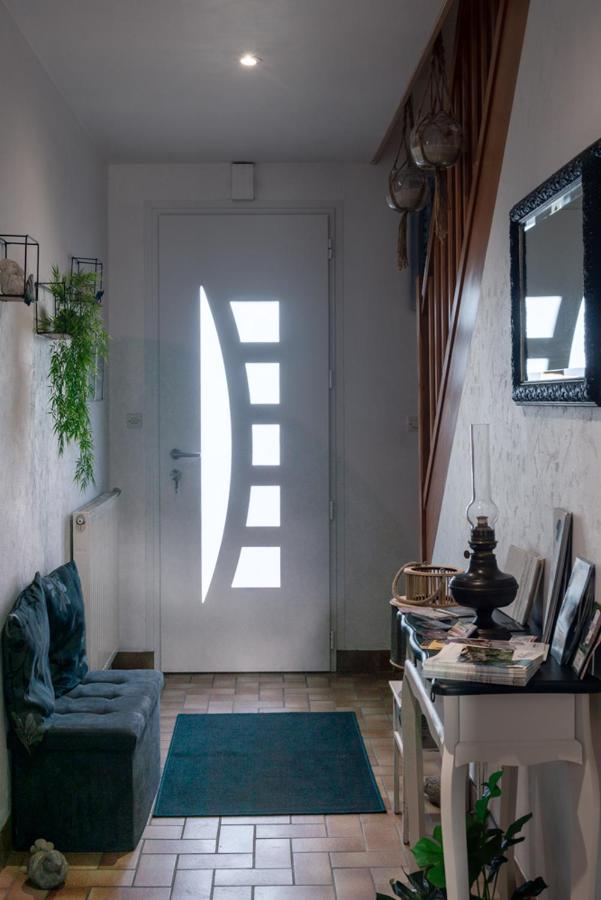 Chambres D Hotes Les Papillons Évron Exterior foto